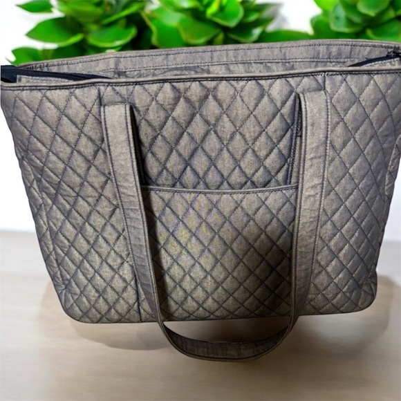 Vera Bradley Blue Quilted Shoulder Bag with Sturdy Handles 14x12 - Picture 8 of 8